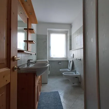 Al Podin Appartement *