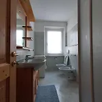 Al Podin Lägenhet *